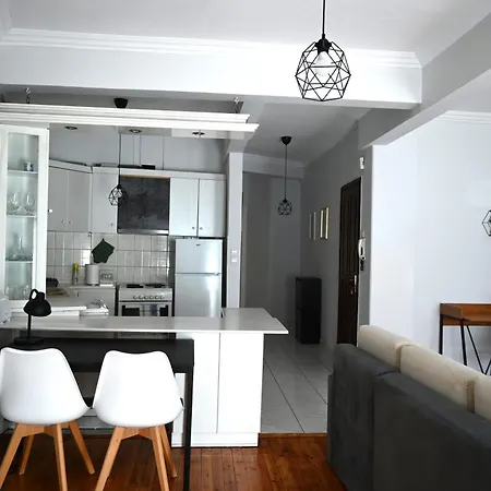 Tsinari 2 Bedroom With Patio 公寓 塞萨洛尼基