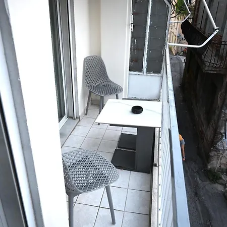 Tsinari 2 Bedroom With Patio 公寓 *
